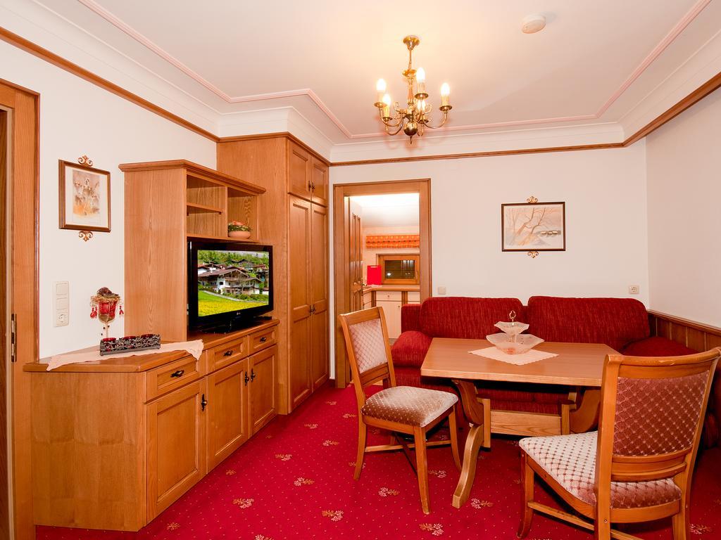 Adlerhorst , Gstan 31 Apartment Финкенберг Стая снимка